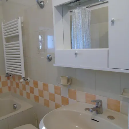 Holiday home Casetta Nina